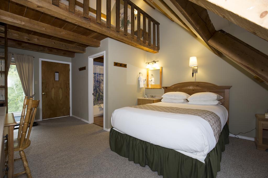 Columbine Inn & Conference Center Таос Ски Вали Екстериор снимка