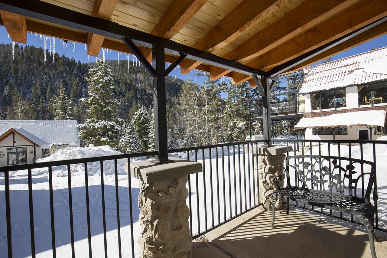 Columbine Inn & Conference Center Таос Ски Вали Екстериор снимка
